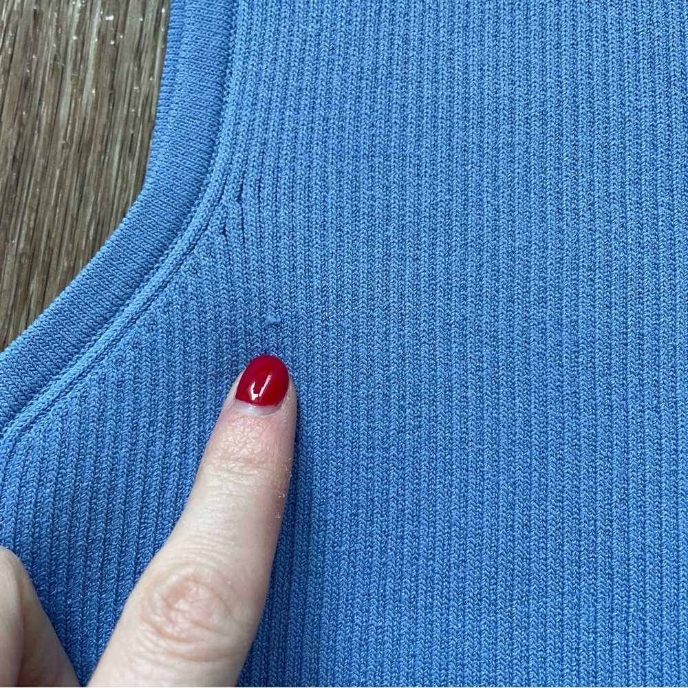 525 Ribbed Blue Tank - Picture 5 of 9
